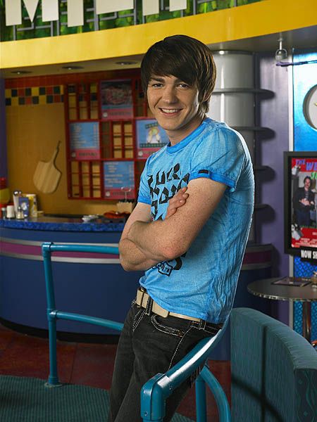 20061213ho_drakebell_450.jpg