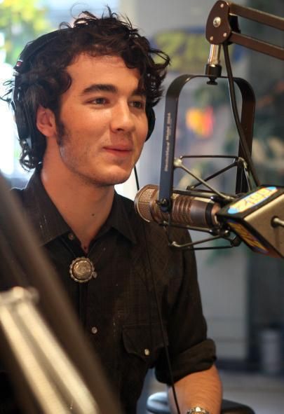 microphonekevin_jonas.jpg