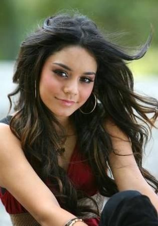 vanessa_anne_hudgens.5.jpg